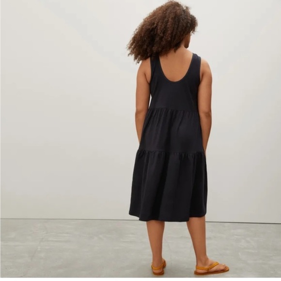 Everlane The Weekend Tiered Dress in Black NWT - Picture 3 of 7